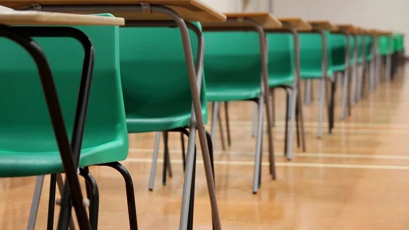 SchoolDesks